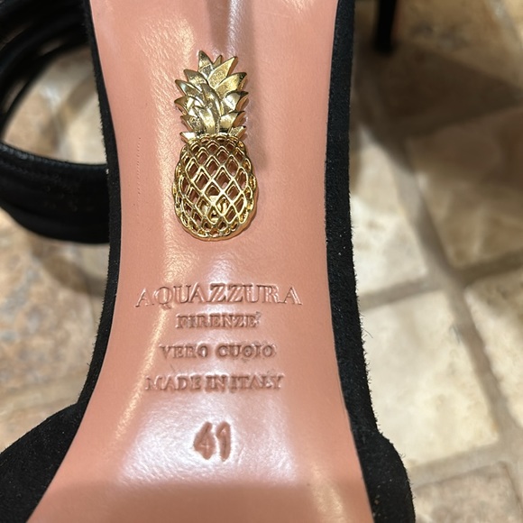 Aquazzura Casablanca Black Suede Pump - Picture 4 of 11